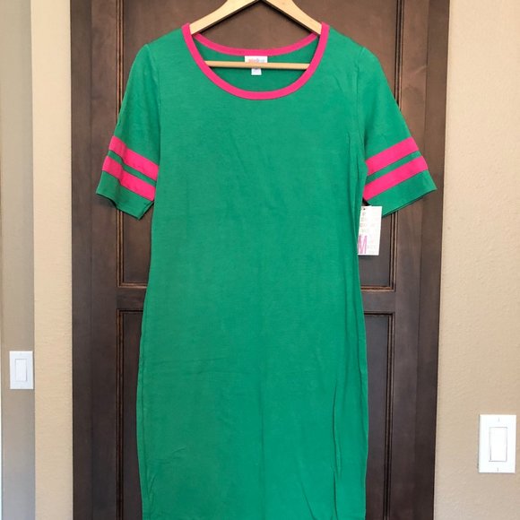 LuLaRoe Dresses & Skirts - Julia T-shirt dress